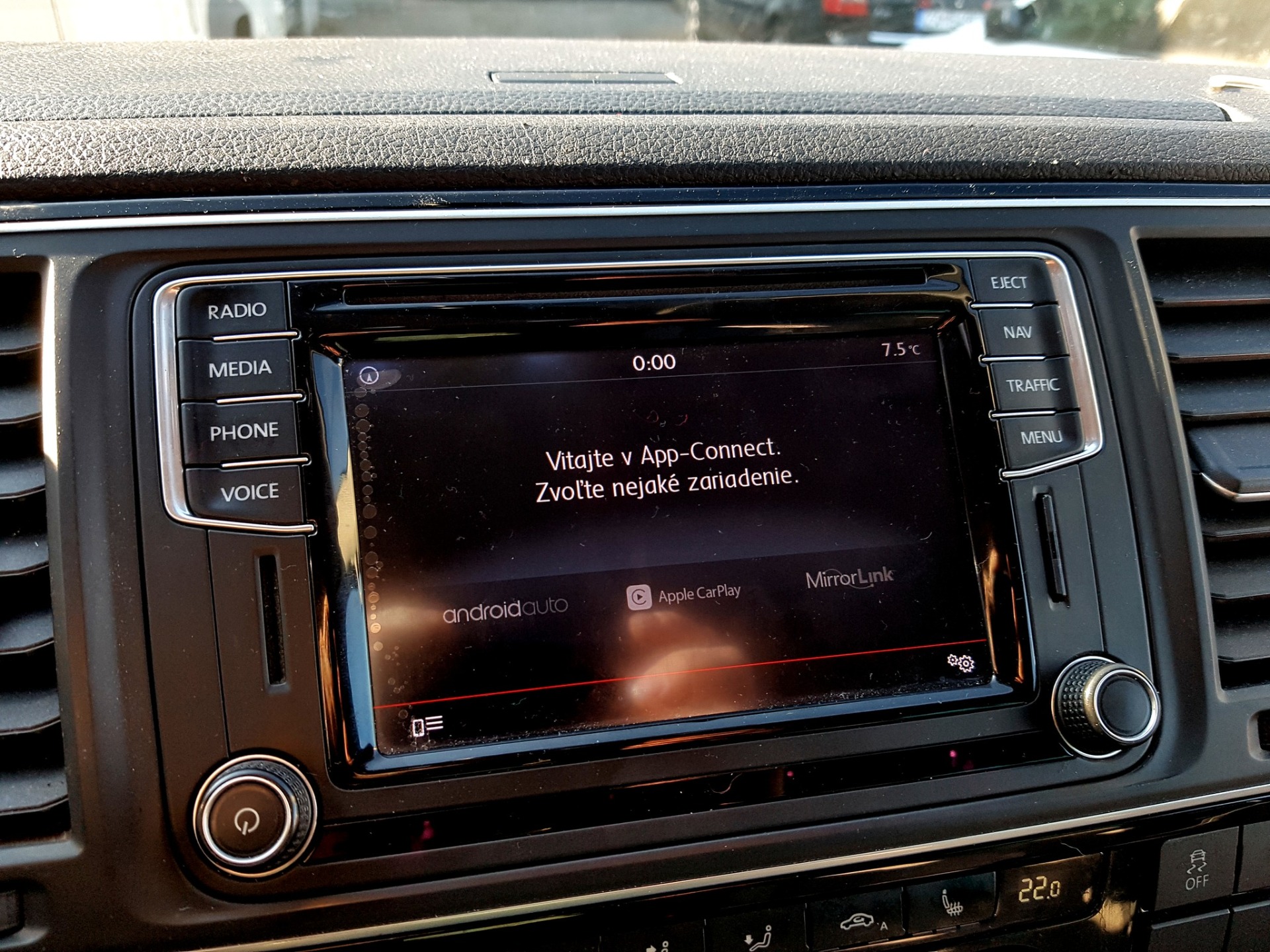 Problém nefunkčnej synchronizácie času Infotaimentu MIB2 PQ (0:00/6:28)